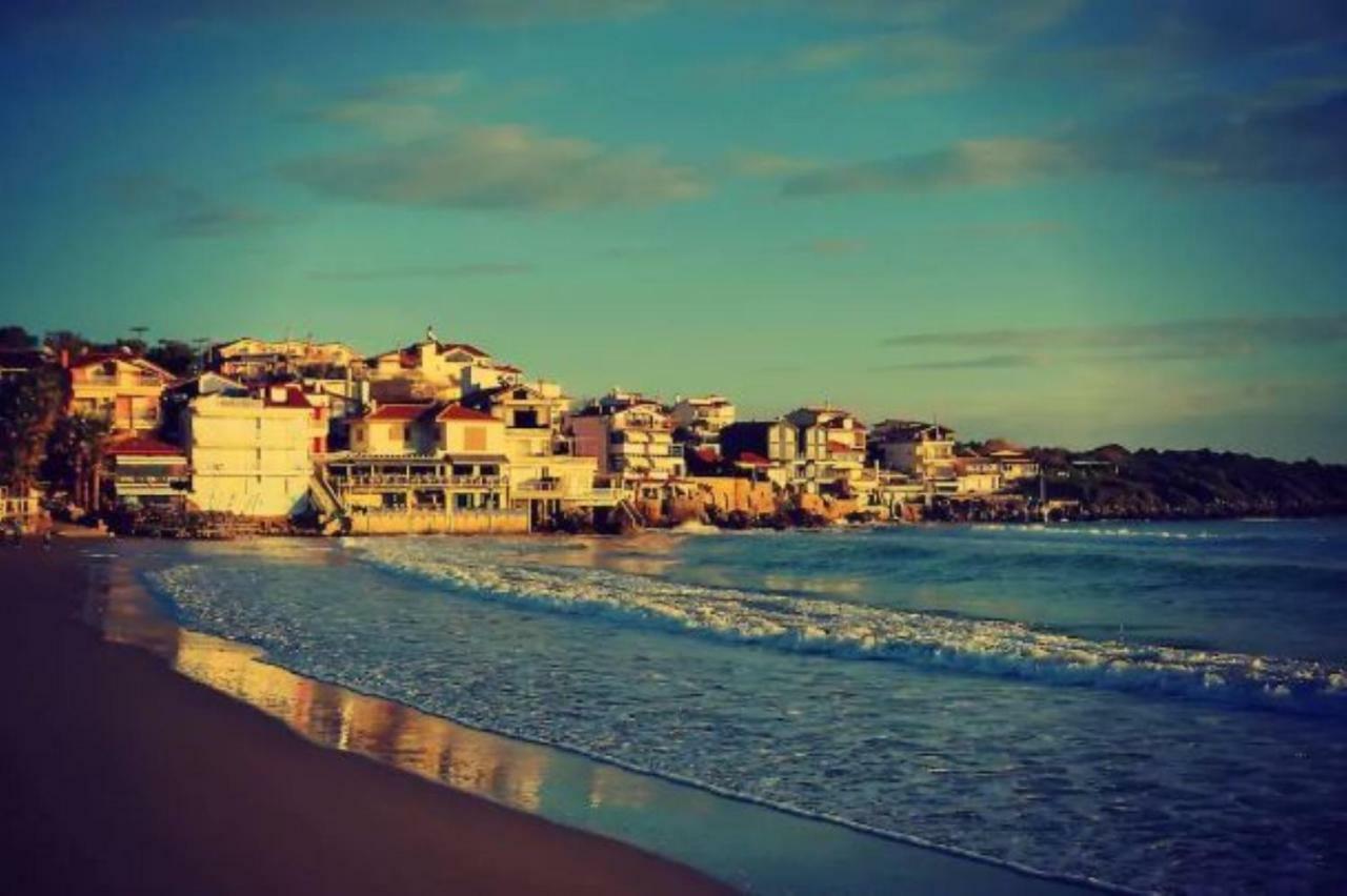 Villa Rena In Front Of The Sea อาร์คูดี ภายนอก รูปภาพ